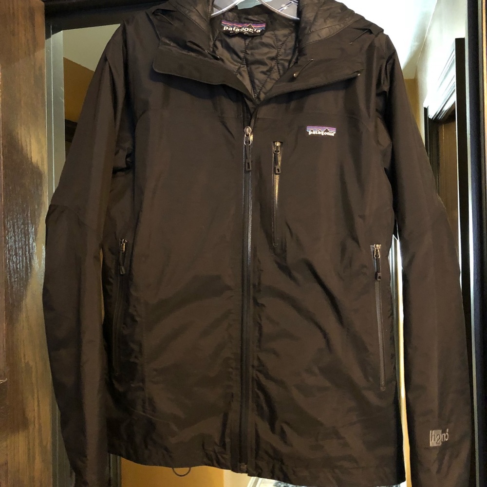 Women’s Patagonia Nano Storm Jacket (Medium)